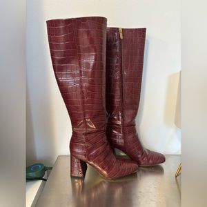 Circus by Sam Edelman maroon snake skin boot
